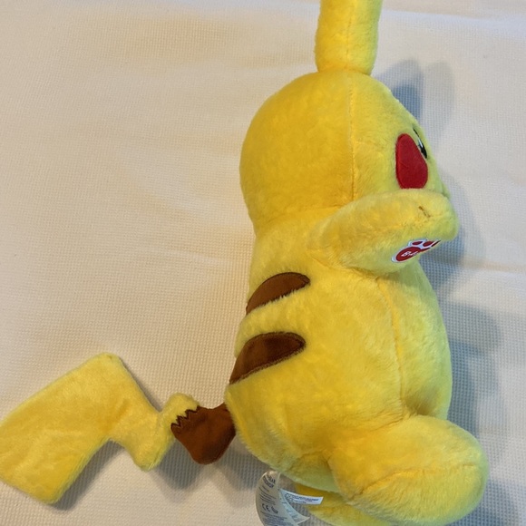 Build a Bear Pokémon Pikachu Plush Stuffed animal - Picture 4 of 12